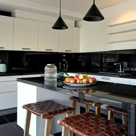 펜션 Casa Ibiza - Beautiful Sea View & Infinity Pool *